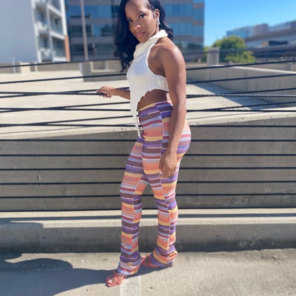 Extended colorful pants. Strechy. Never worn. Brand new from my boutique - Picture 3 of 5